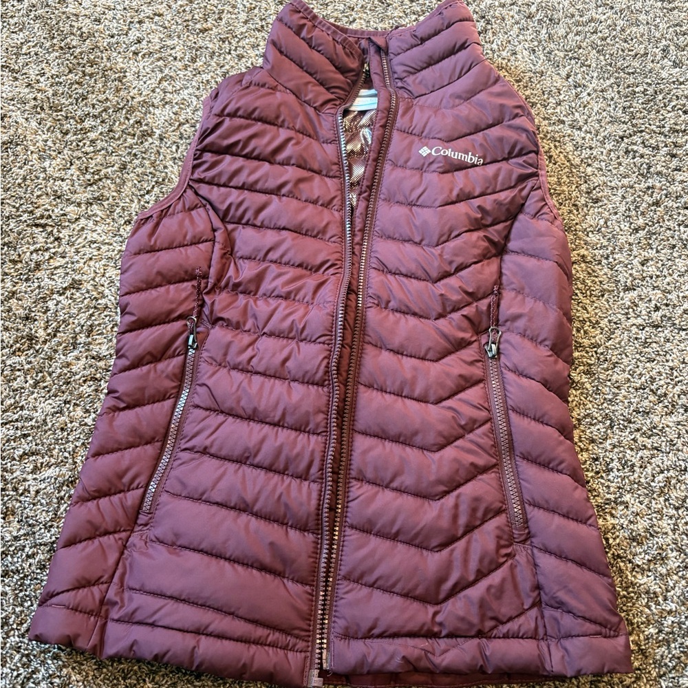 Columbia Women's Maroon Quilted Vest